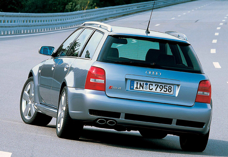 audi rs4 avant фотоцена audi rs4 avant фотоцена