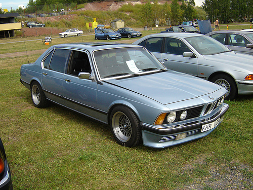 BMW 733