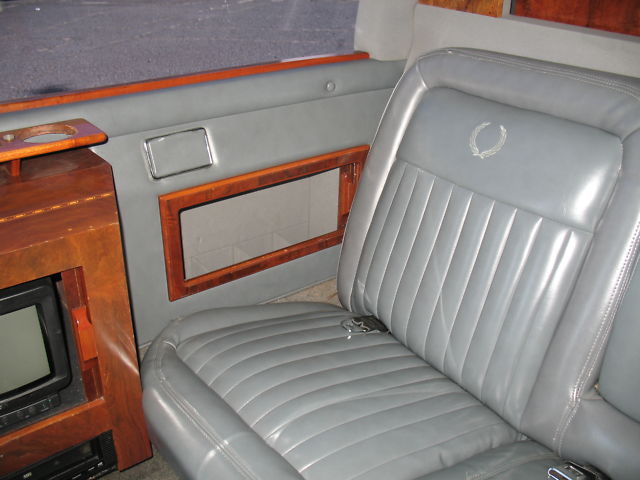 Cadillac Van Cleef Series 3 Limo