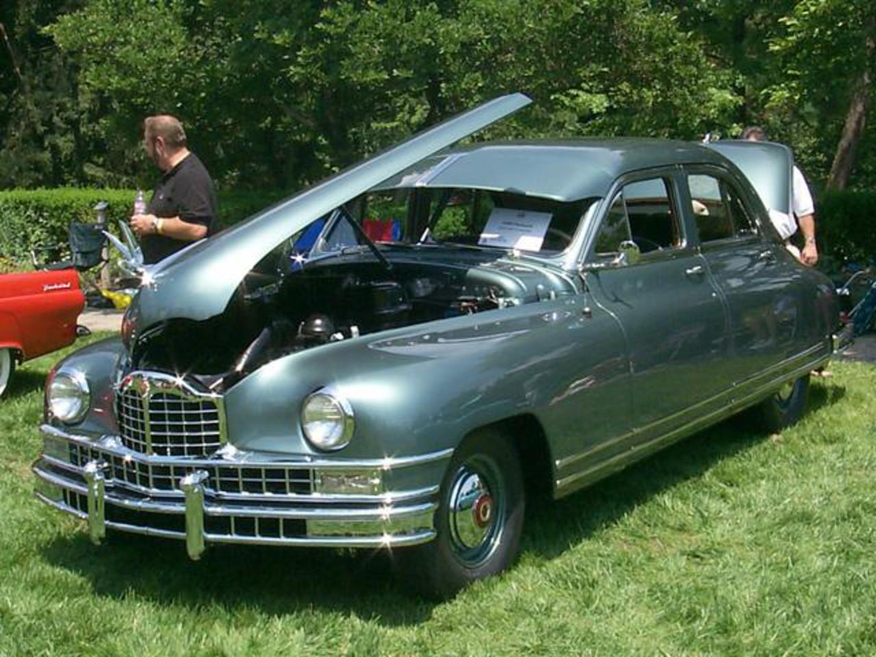 Packard Custom Eights: Photo
