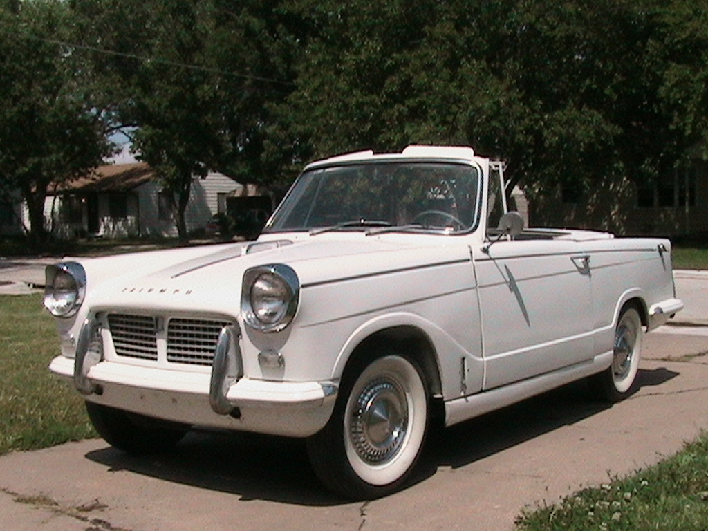 File:1962 Triumph Herald 948cc Conv..jpg - Wikimedia Commons
