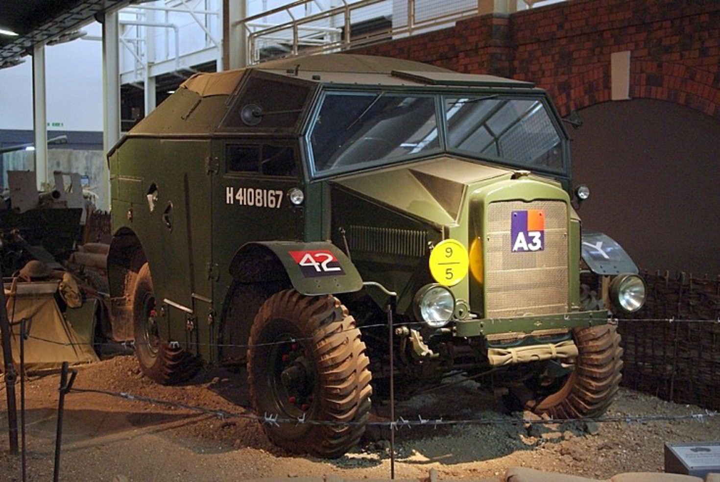 Military Vehicle Photos - Morris Commercial C8 FAT (Field ...