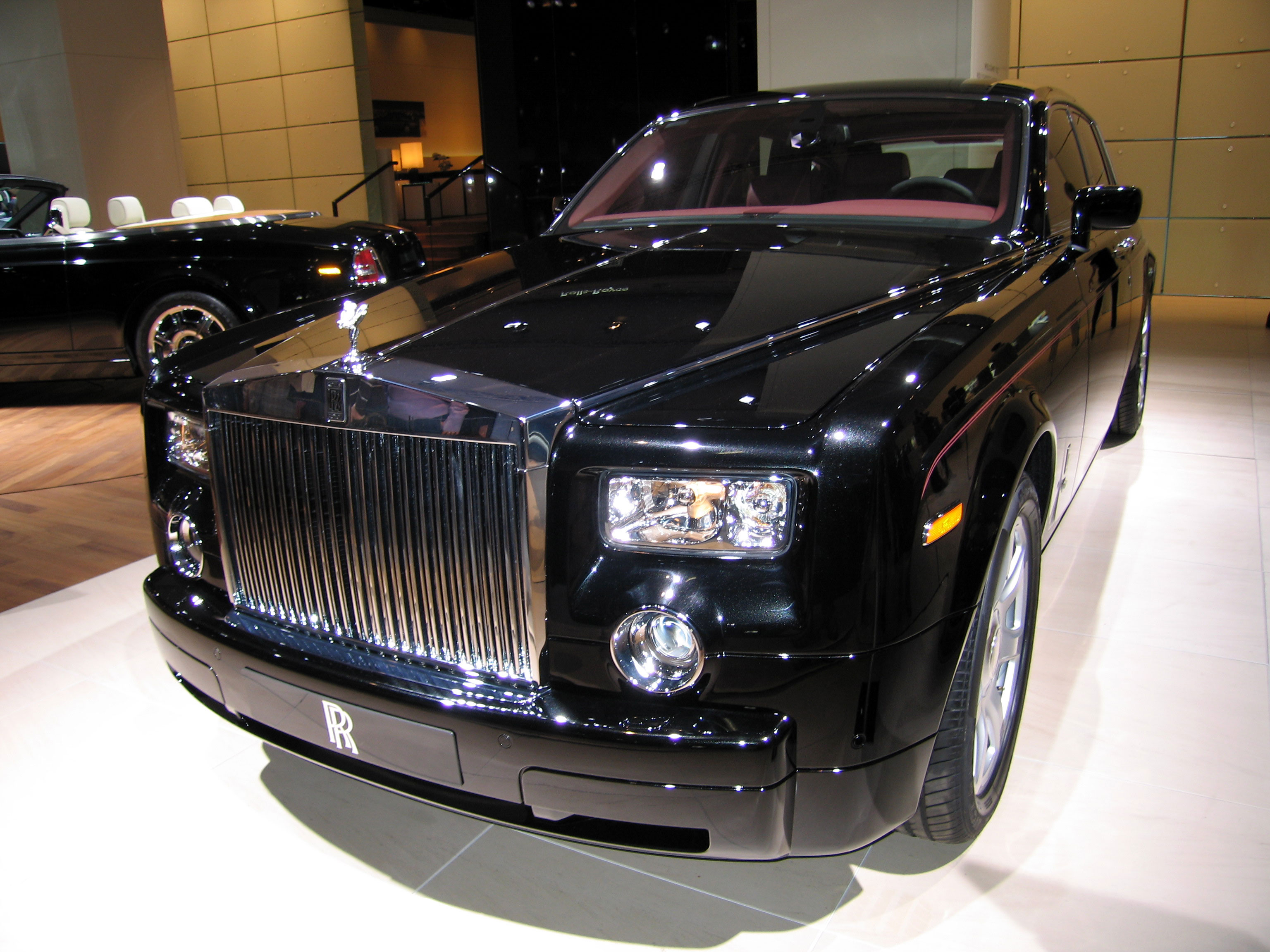 File:Rolls-Royce Phantom (2003) (IAA 2007).jpg - Wikimedia Commons