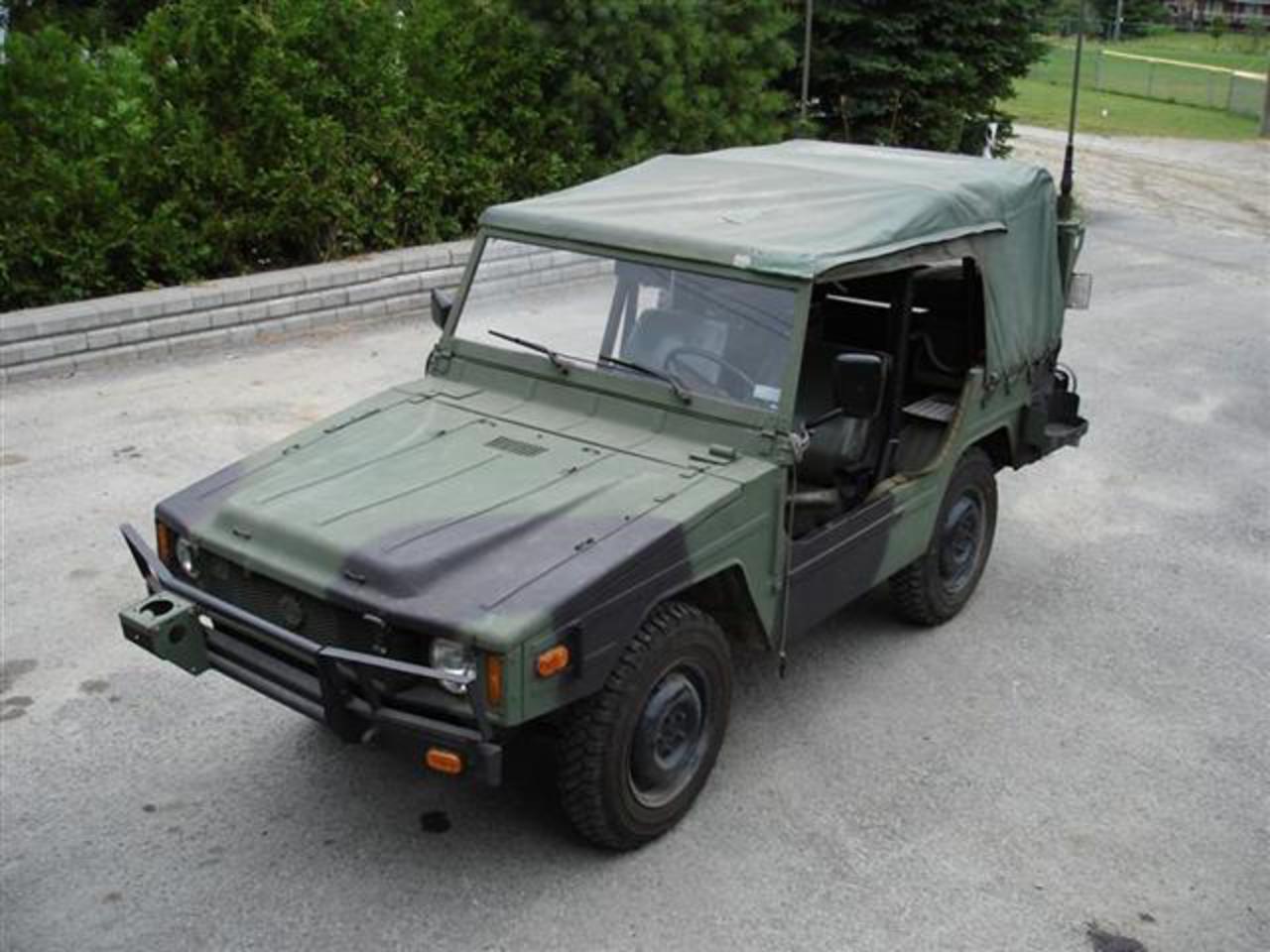 MilitaryTrucks.ca - Iltis Jeep