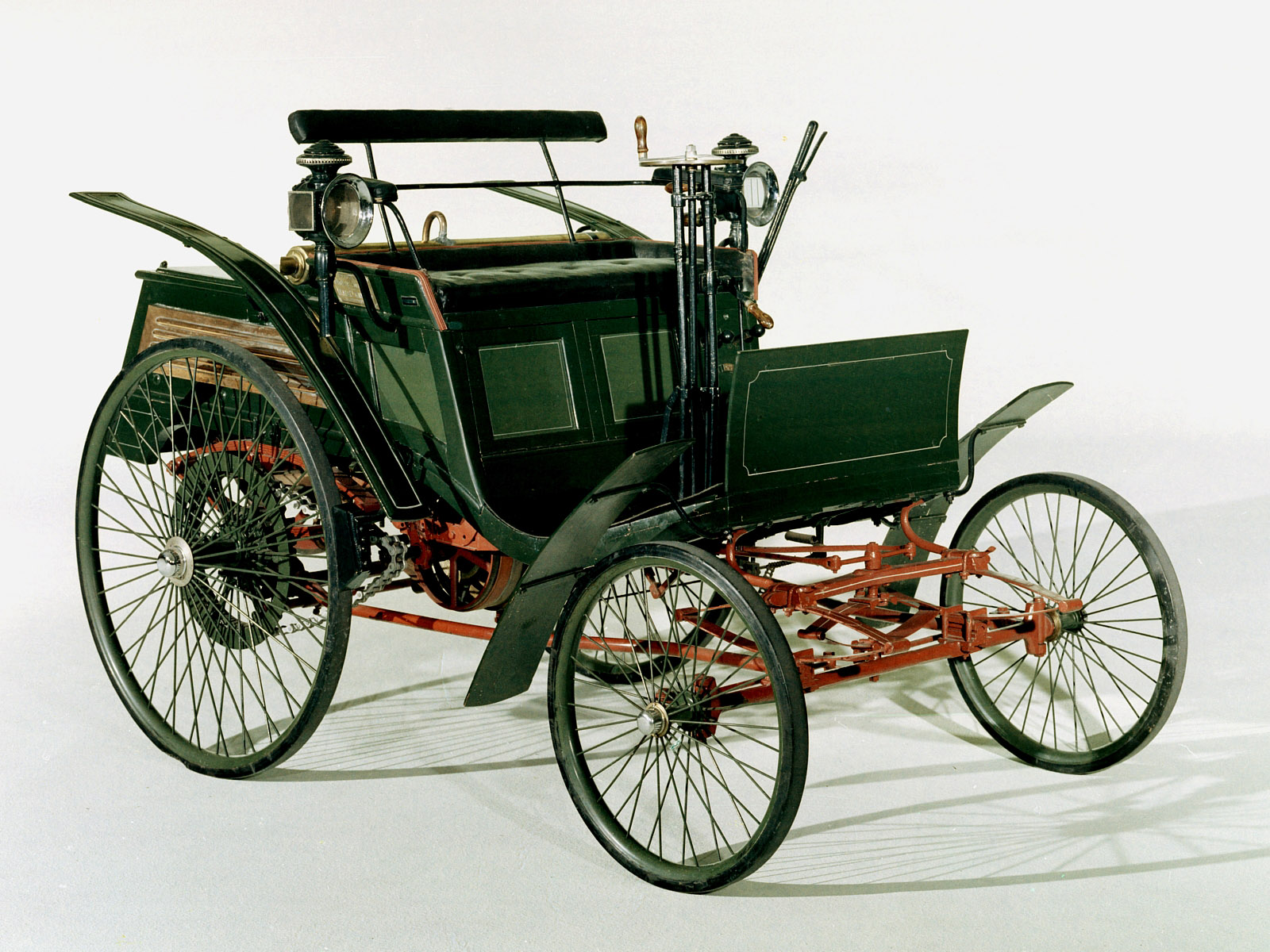 Benz Velo 1894 - Mad 4 Wheels