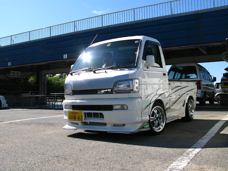 URAS Daihatsu Hijet K-Truck. | SmallCarWorld