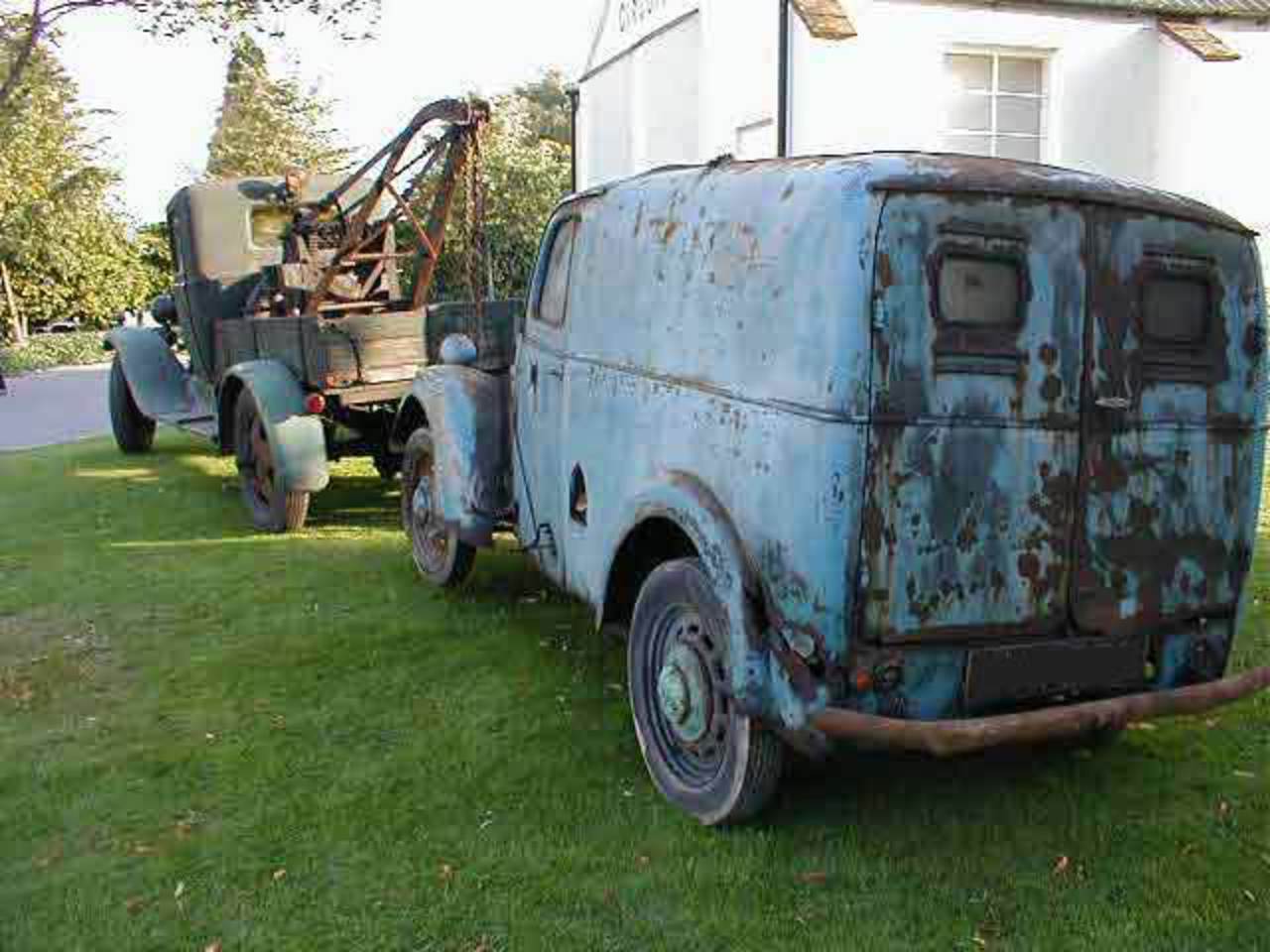 1950s Fordson 5cwt van photograph at www.