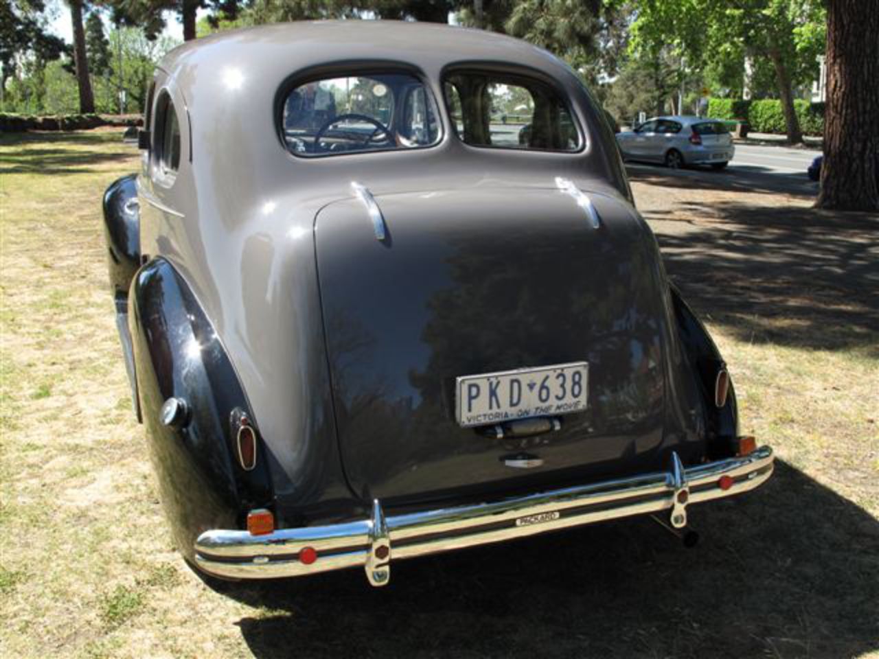 Cars for Films: Packard Sedan 1938 Classic Car for Hire