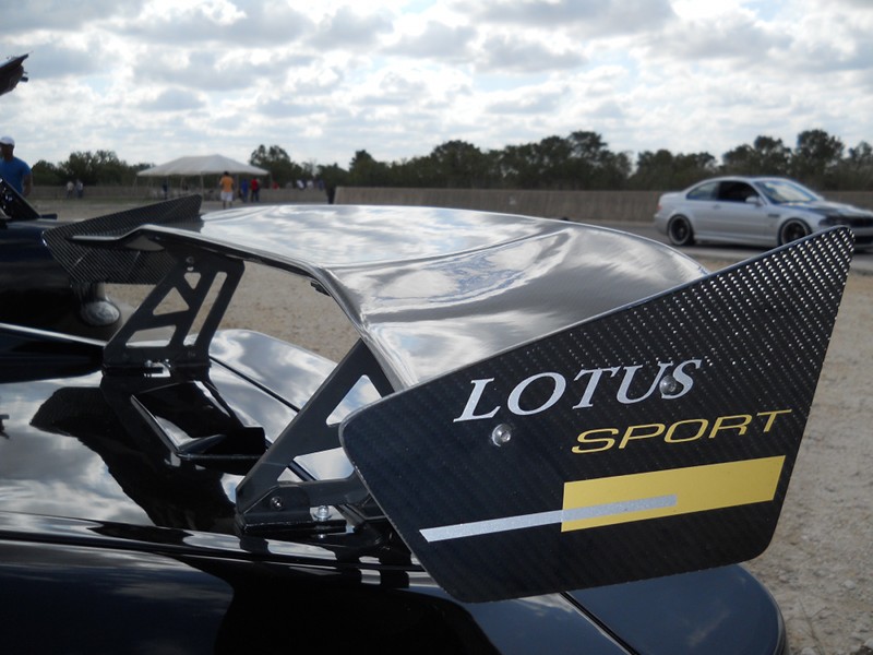 The Quicker Lotus Esprit Turbo SE