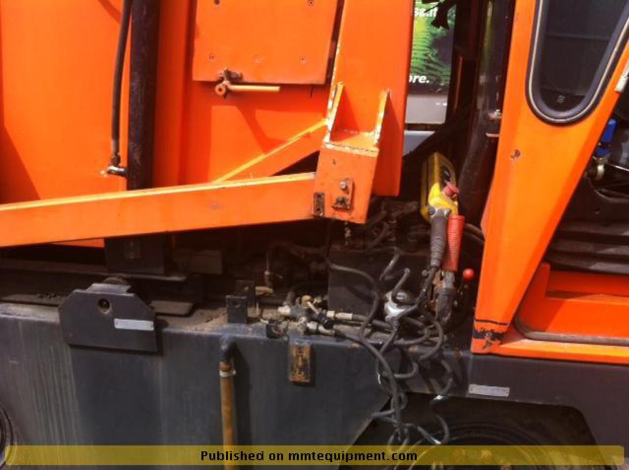 Ravo 4000 Compact - Used Streetsweeper built in 1990. For sale by ...