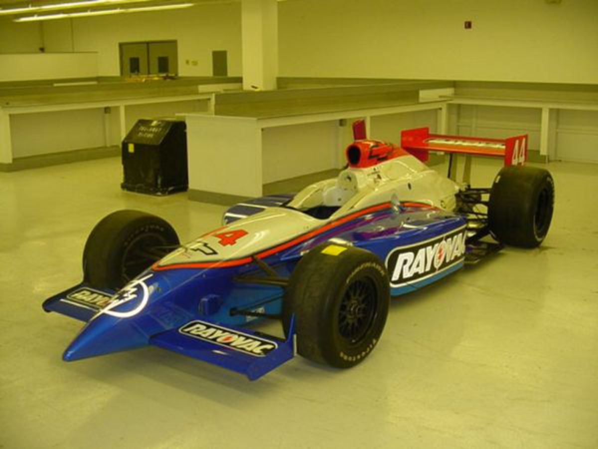 2002 Dallara IR2 Running Race Car Medium Picture Page