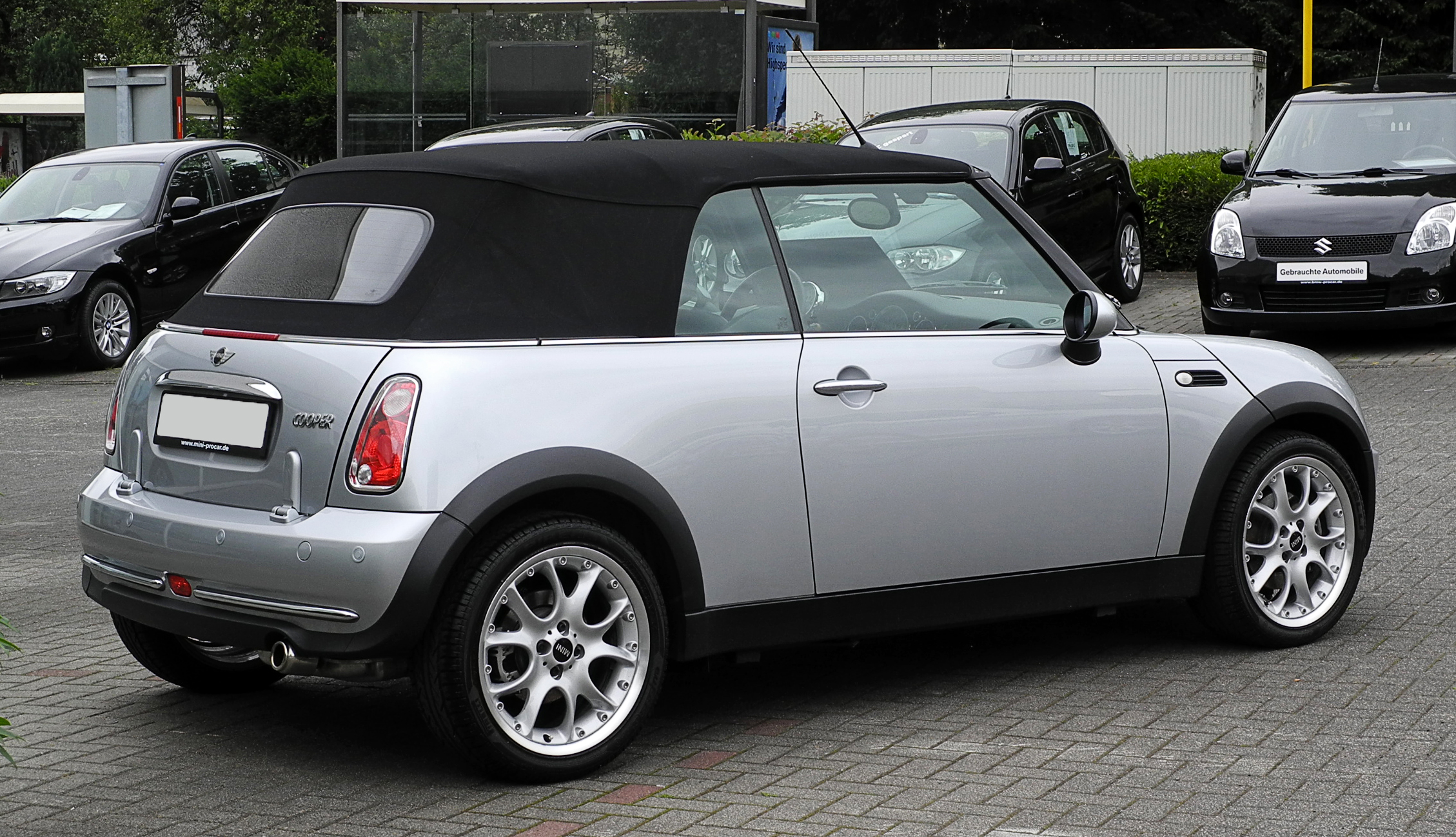 File:Mini Cooper Cabriolet (R52) â€“ Heckansicht, 13. Juni 2011 ...