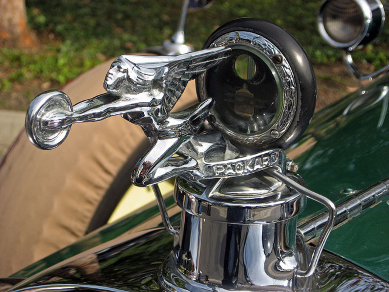 1928 Packard dual-windshield phaeton hood ornament | Flickr ...