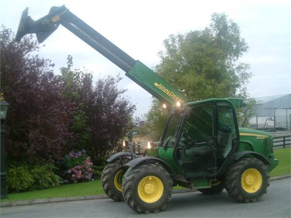 John Deere 3200 : For Sale - Transport and Handling - Tractors and ...