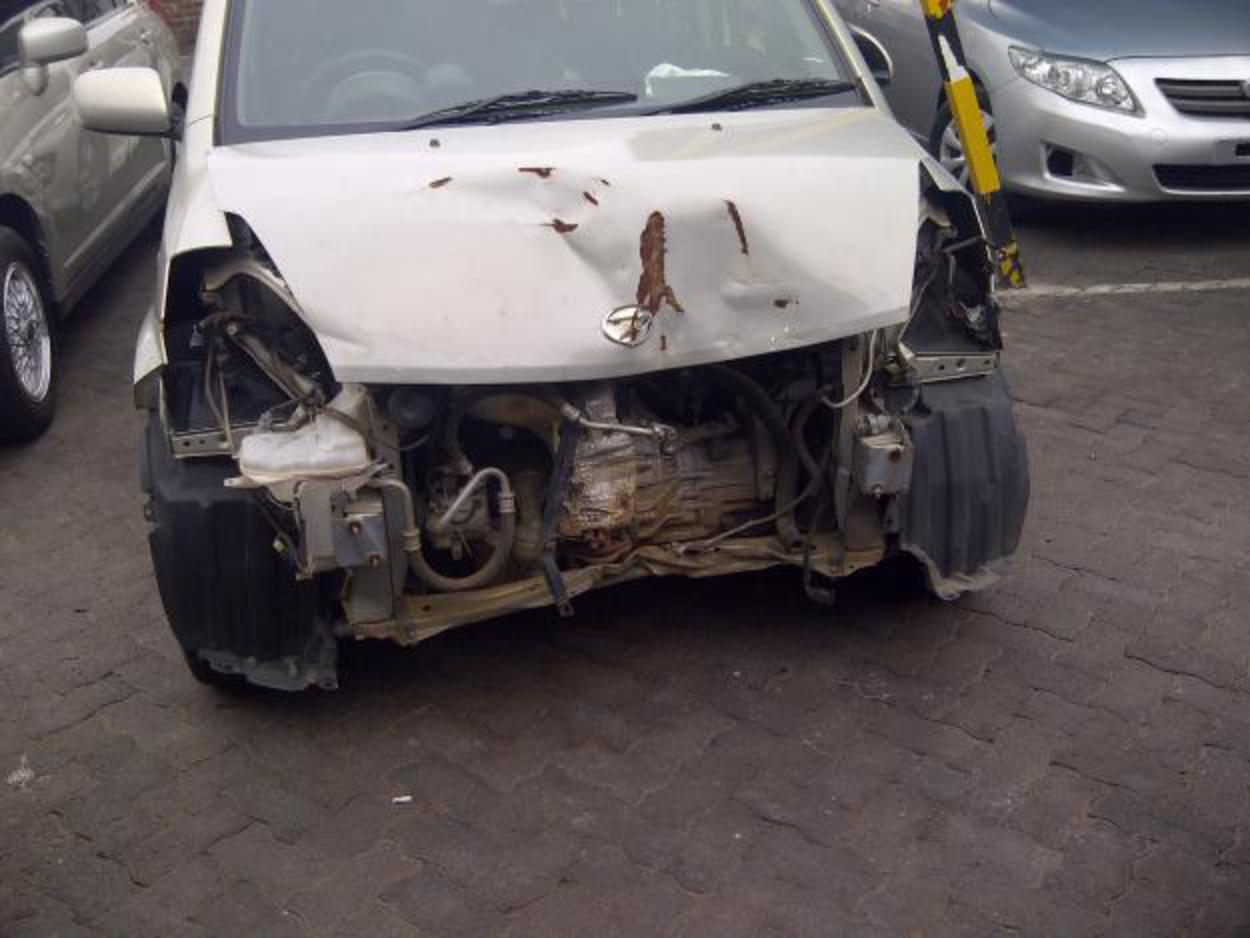 2007 daihatsu sirion 1.3-accident damaged - Johannesburg - Cars ...