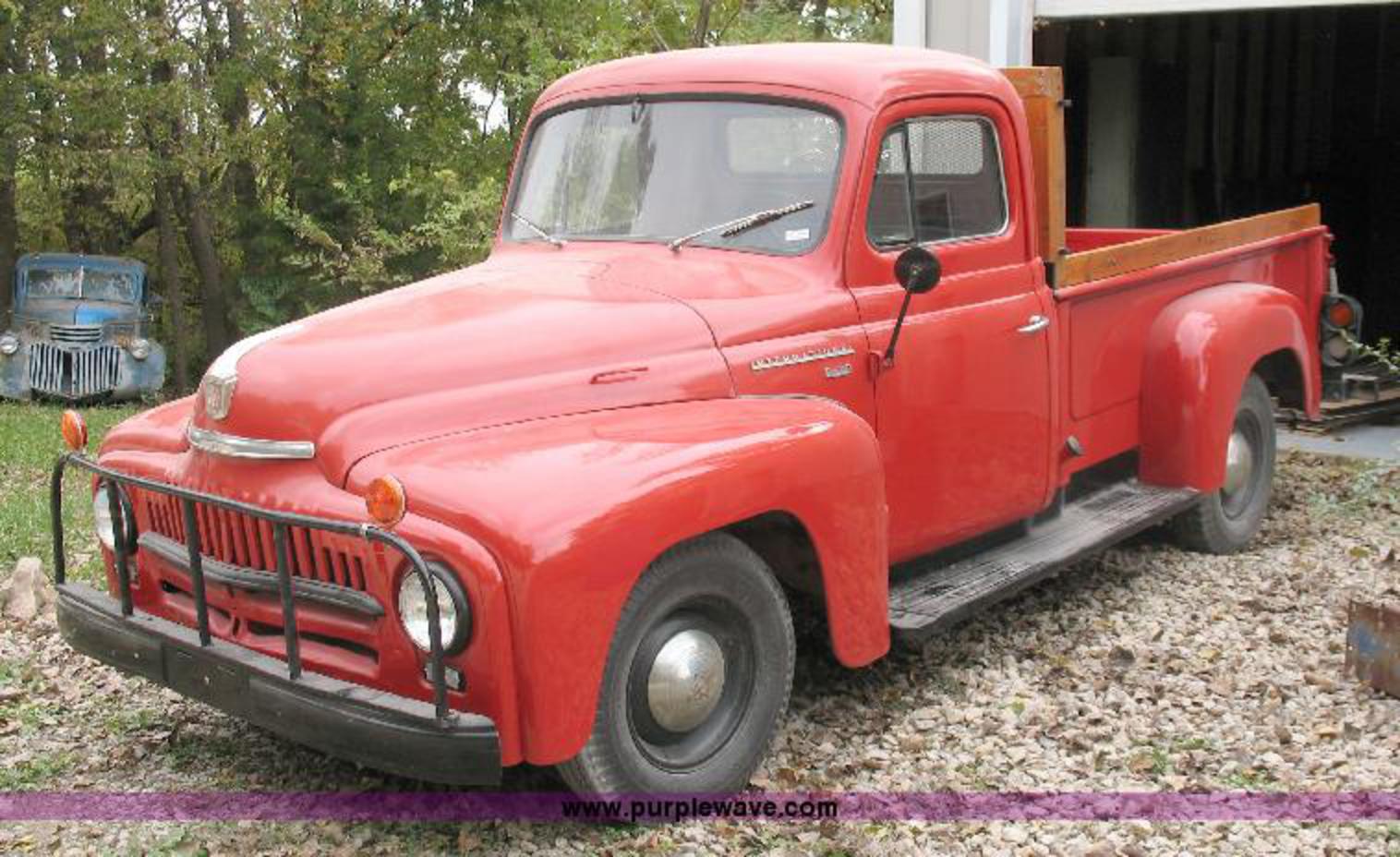 1952 International R-110 series pick-up truck | no-reserve auction ...