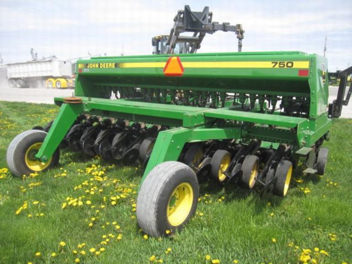 John Deere 750 DRILL - Planters - Agricultural equipment and ...