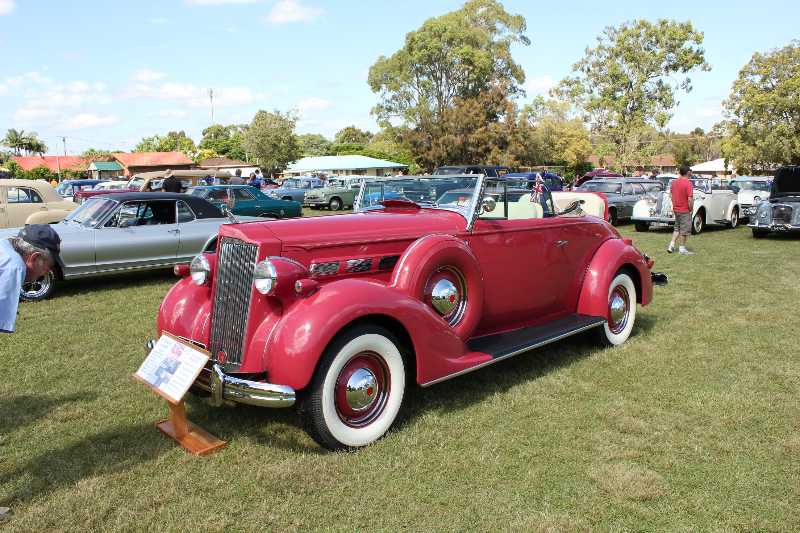 File:1937 Packard Convertible Coupe.JPG - Wikimedia Commons
