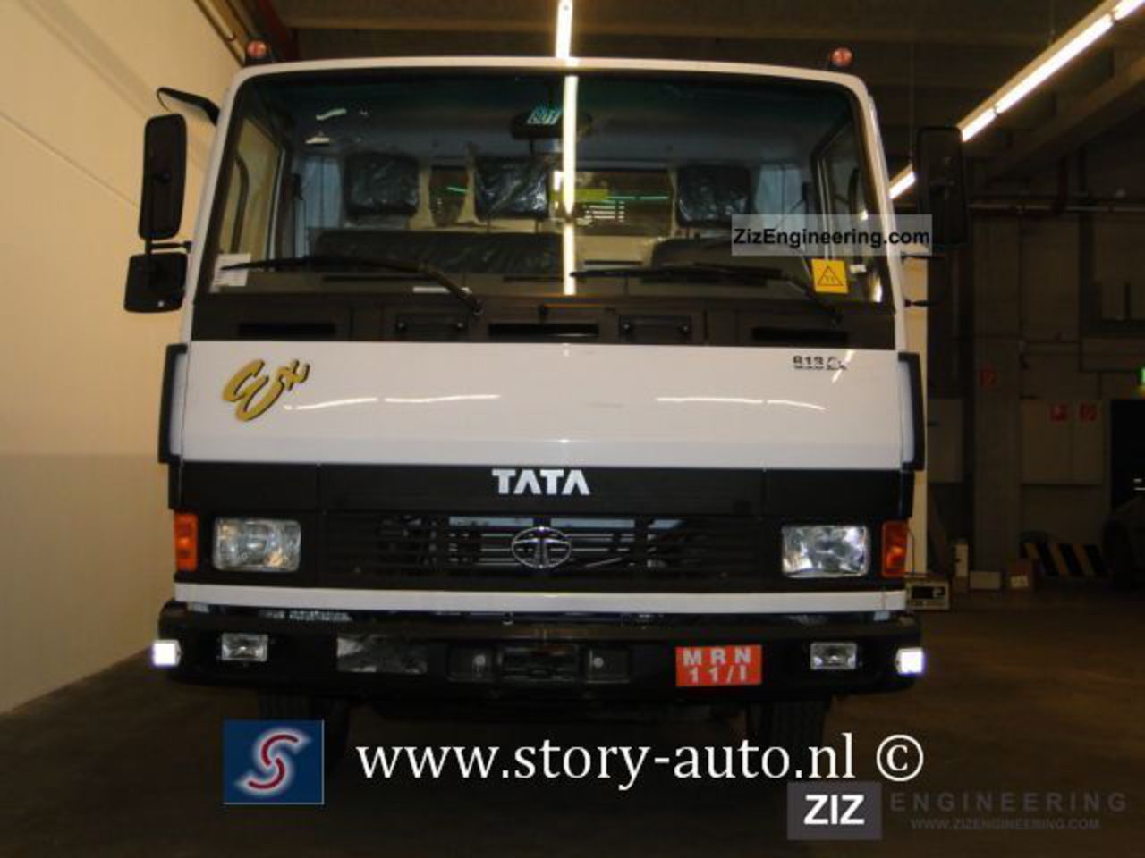 Tata LPT 613 Cab Dropside Truck 5.7L 2011 Stake body Truck Photo ...