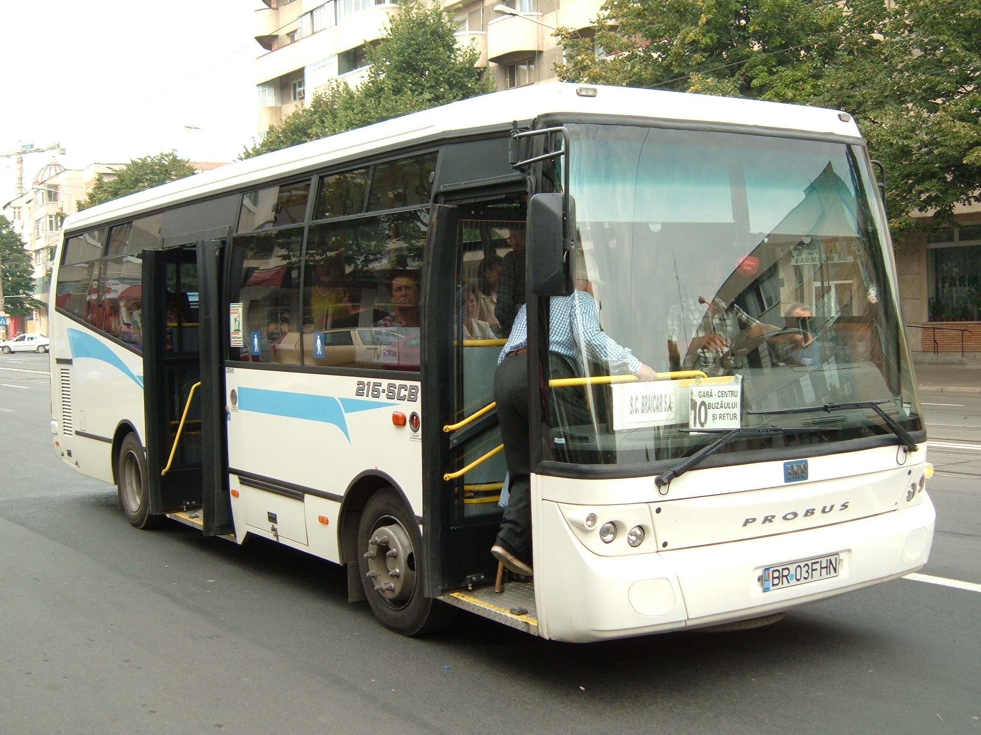 File:Braila BMC bus 3.jpg - Wikimedia Commons