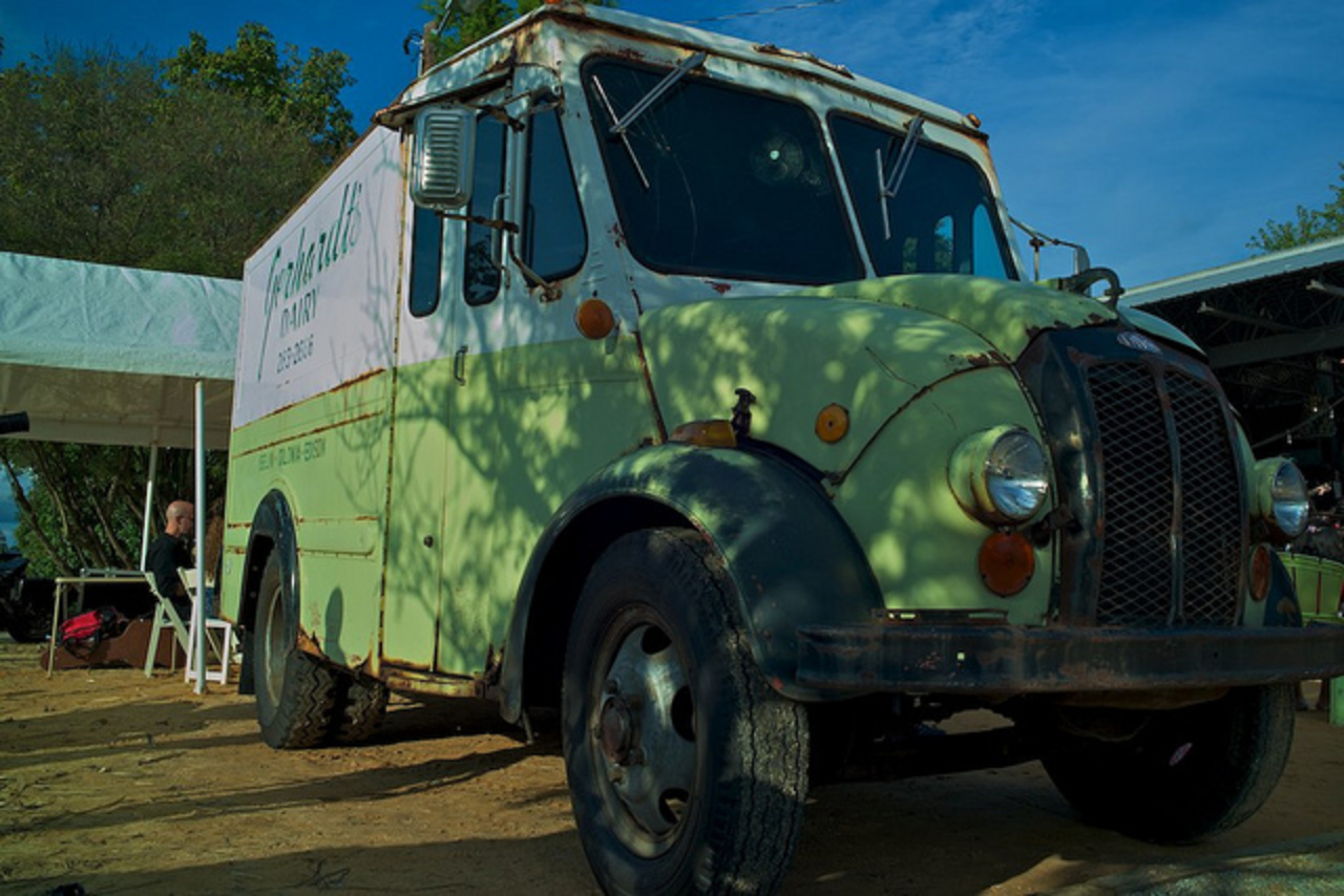 DIVCO Dairy Truck | Flickr - Photo Sharing!