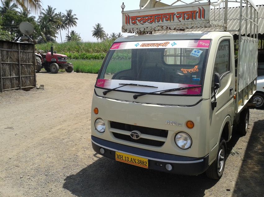 TATA ACE HT CHOTTA HATTI in Chakan, Pune Used Buses - Tempos ...