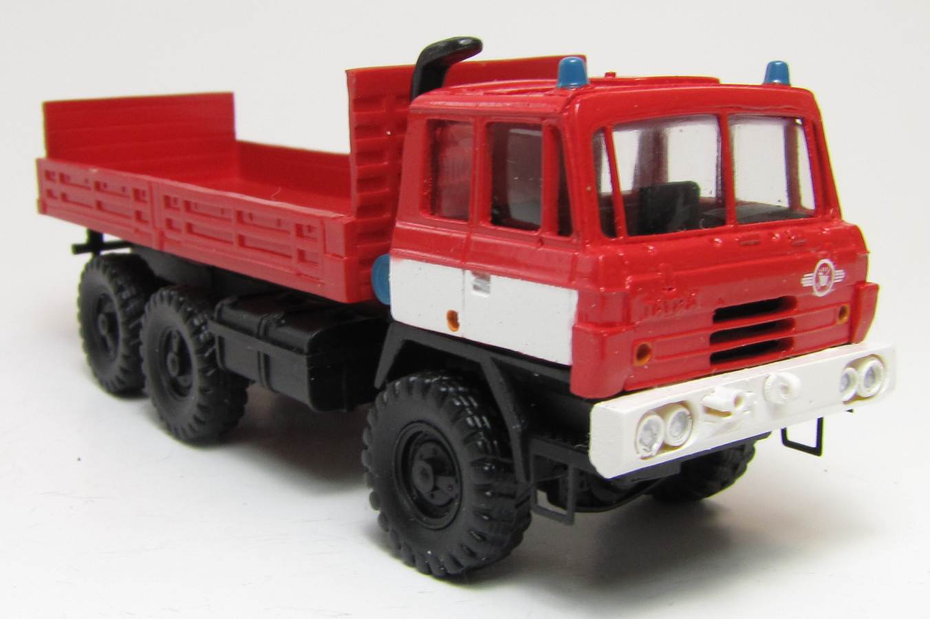 1/87 Combat ready, Tatra 815 6x6, fire engine
