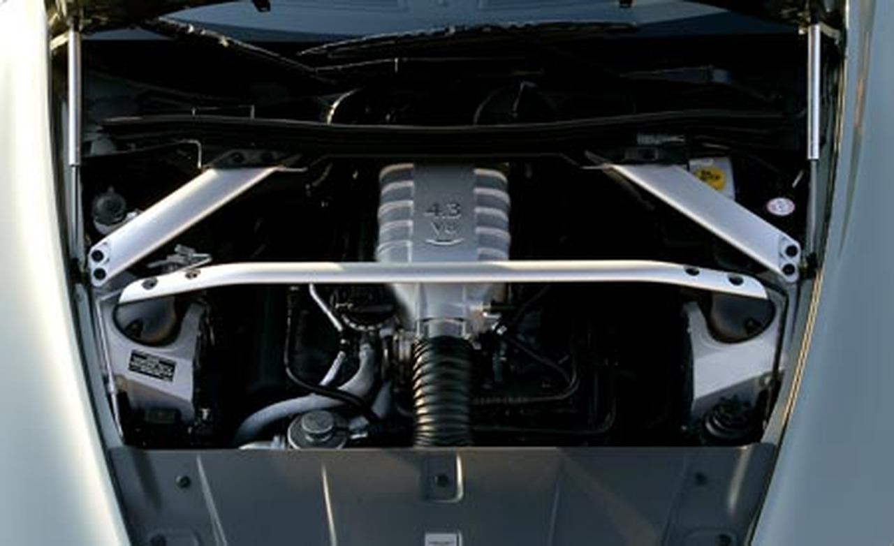 2008 Aston Martin V-8 Vantage roadster 4.3-liter V8 engine photo