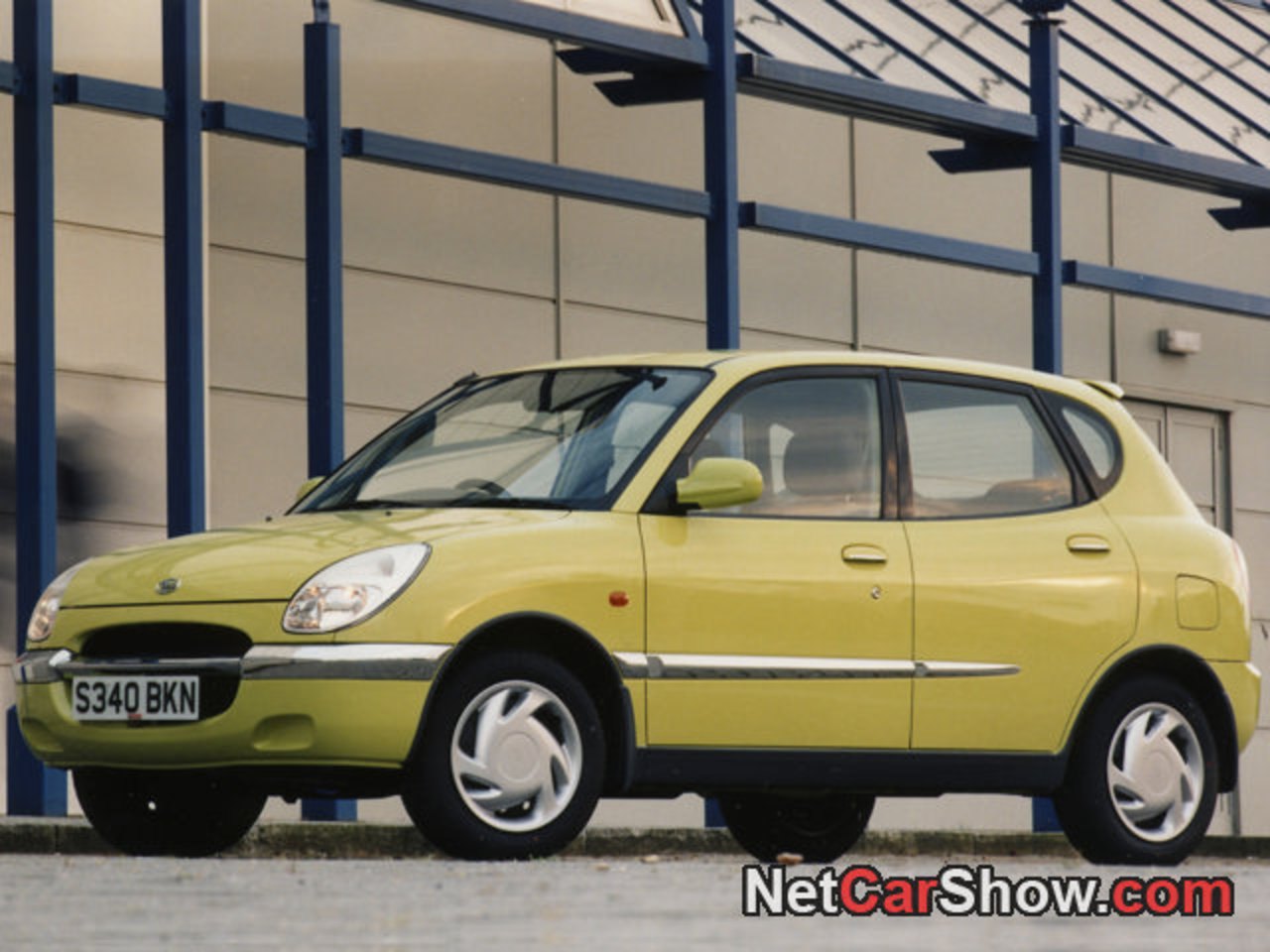 Daihatsu Sirion picture # 07 of 17, Front Angle, MY 1999, 1280x960