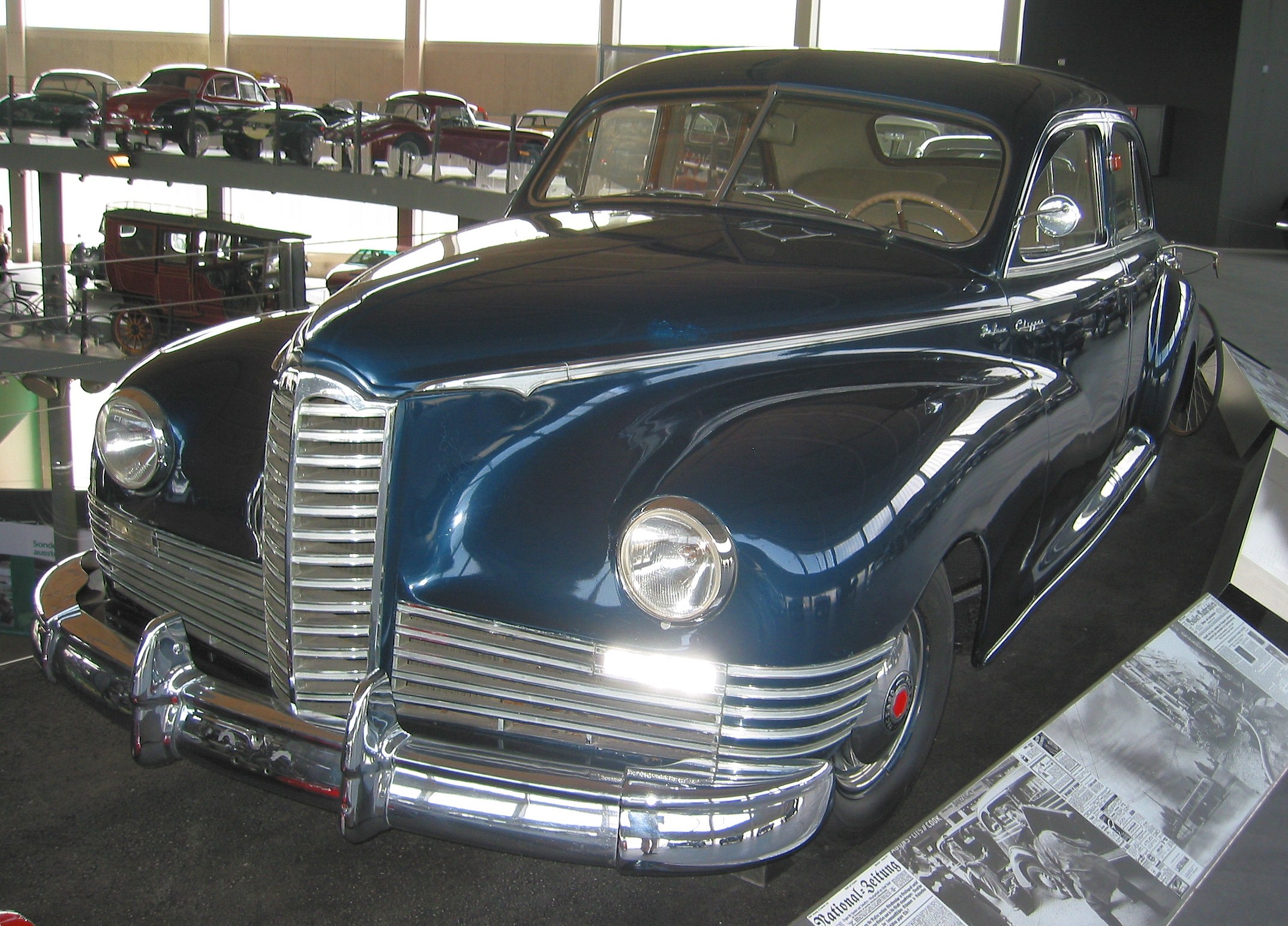 File:Packard Clipper Deluxe Touring Sedan Model 2111 1947.JPG ...