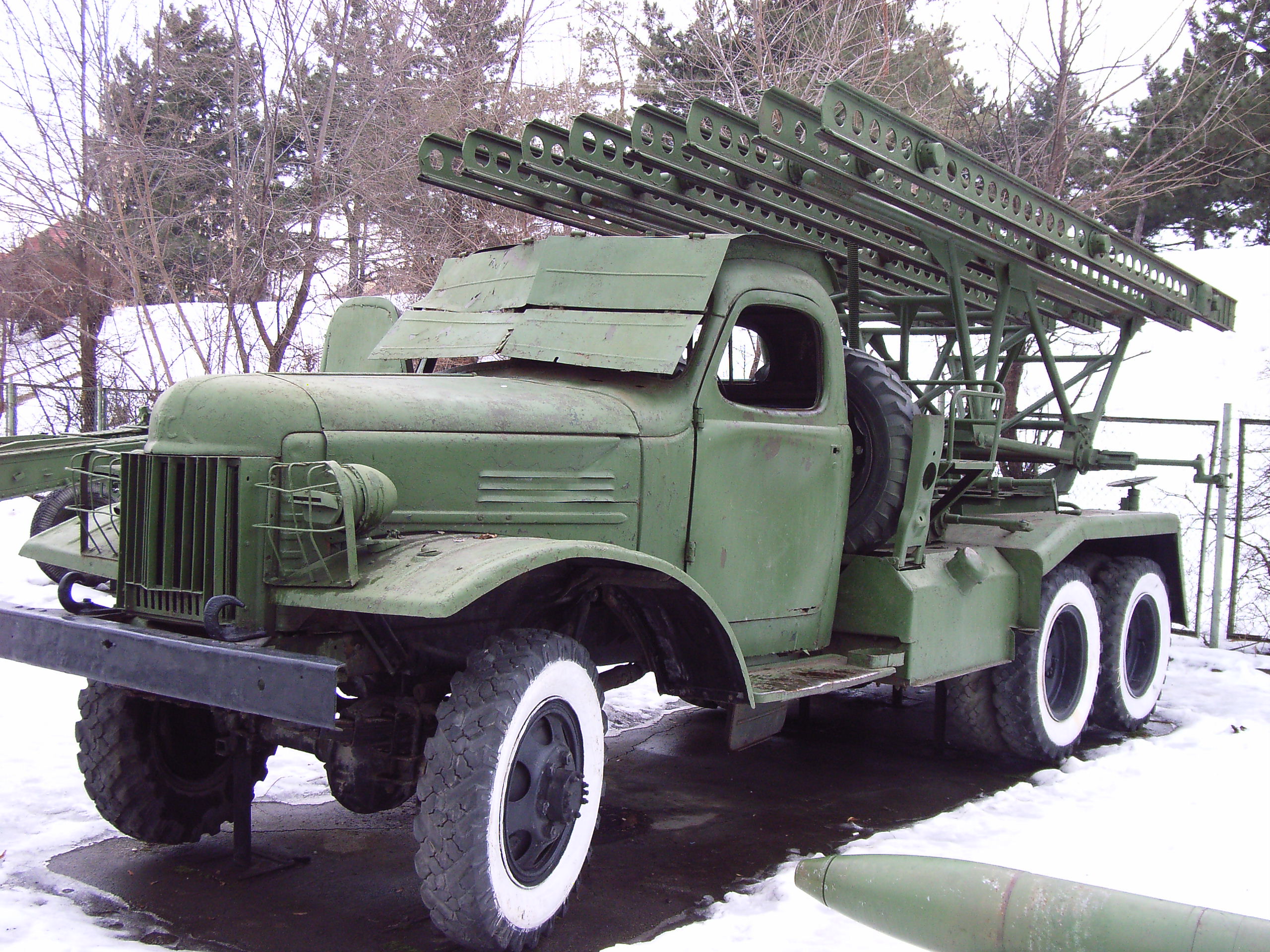 File:BM-13-16 on a ZiS-151 chassis in a museum in Chisinau ...