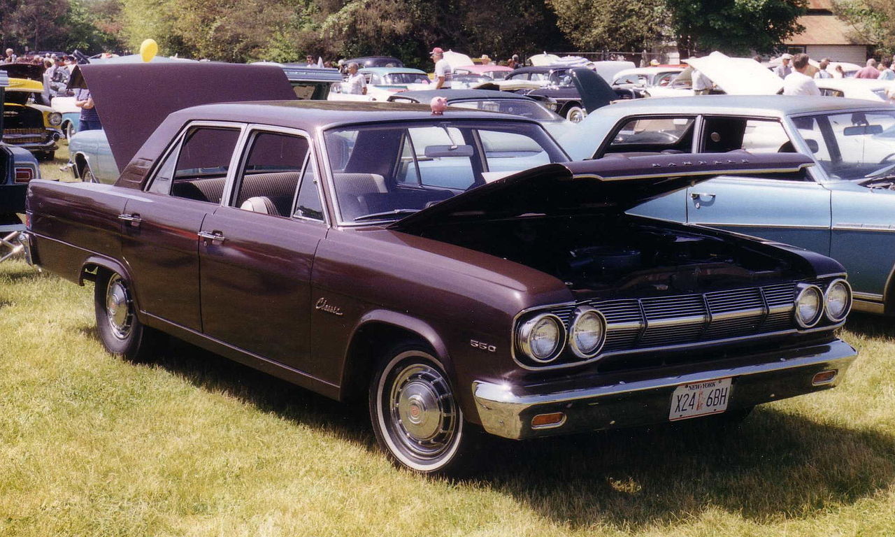 File:1965 Rambler Classic 550 4-door sedan NY.jpg - Wikimedia Commons