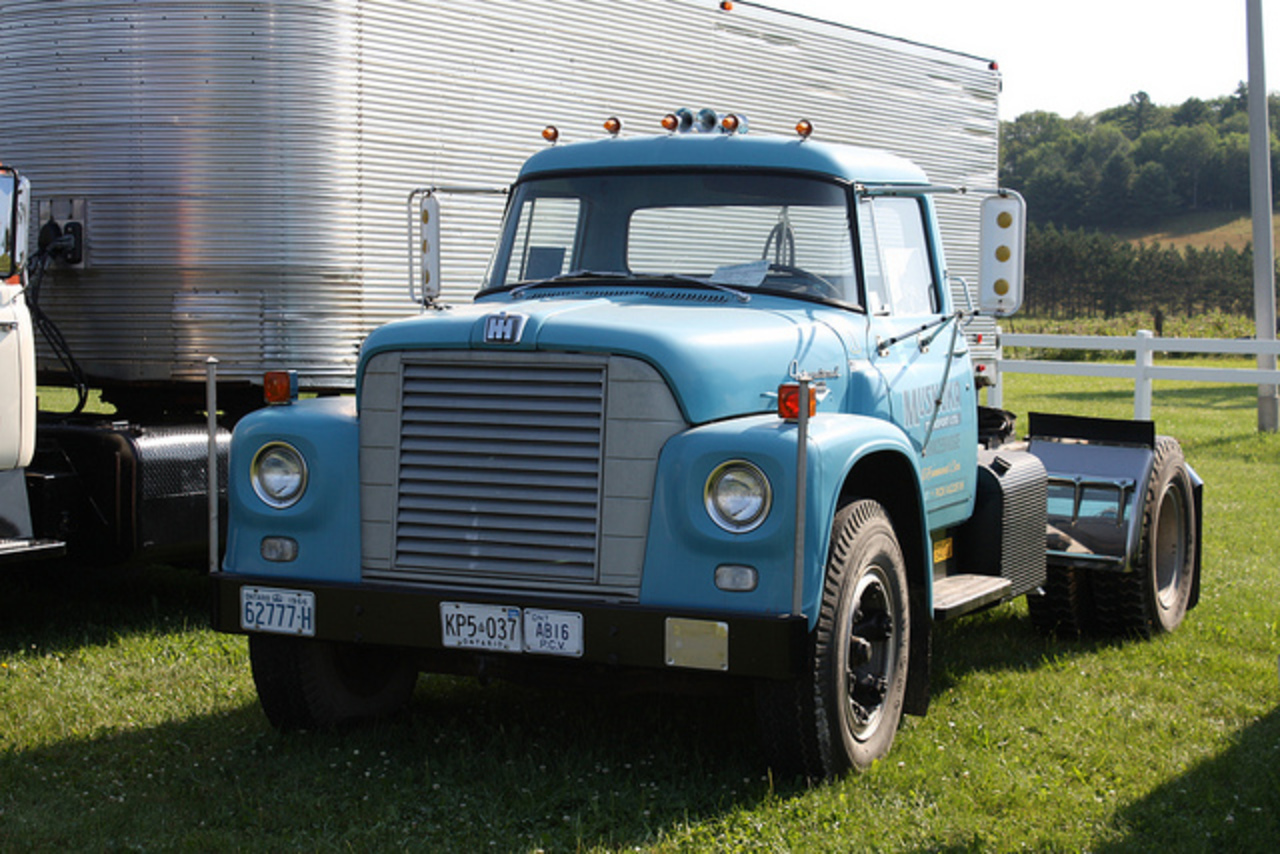 1966 International Loadstar 1700 Tractor | Flickr - Photo Sharing!