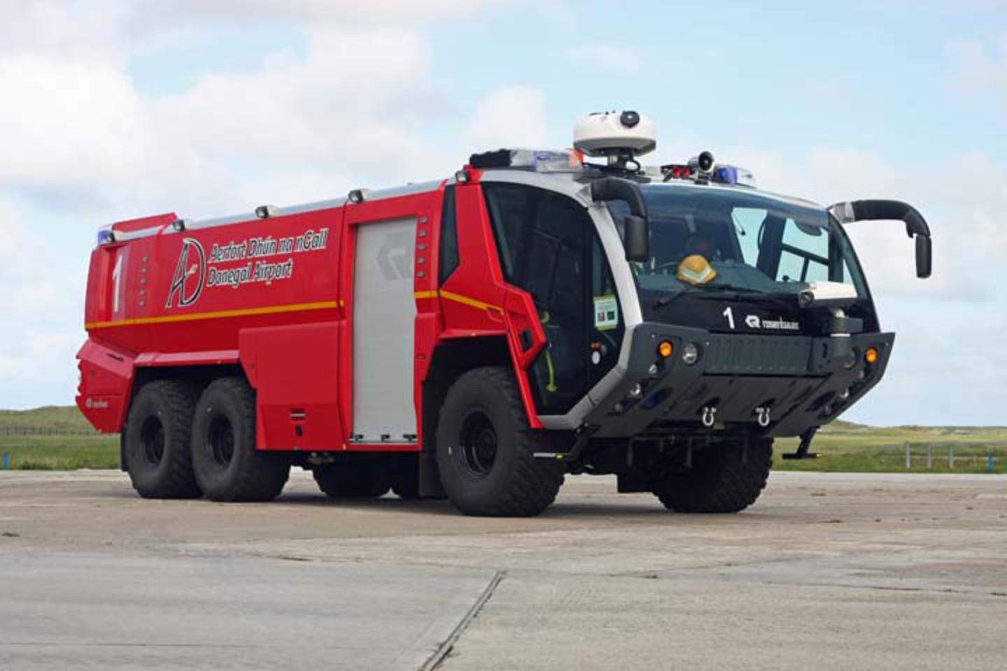 Fire Engines Photos - Donegal Airport Rescue 1 Rosenbaurer Panther