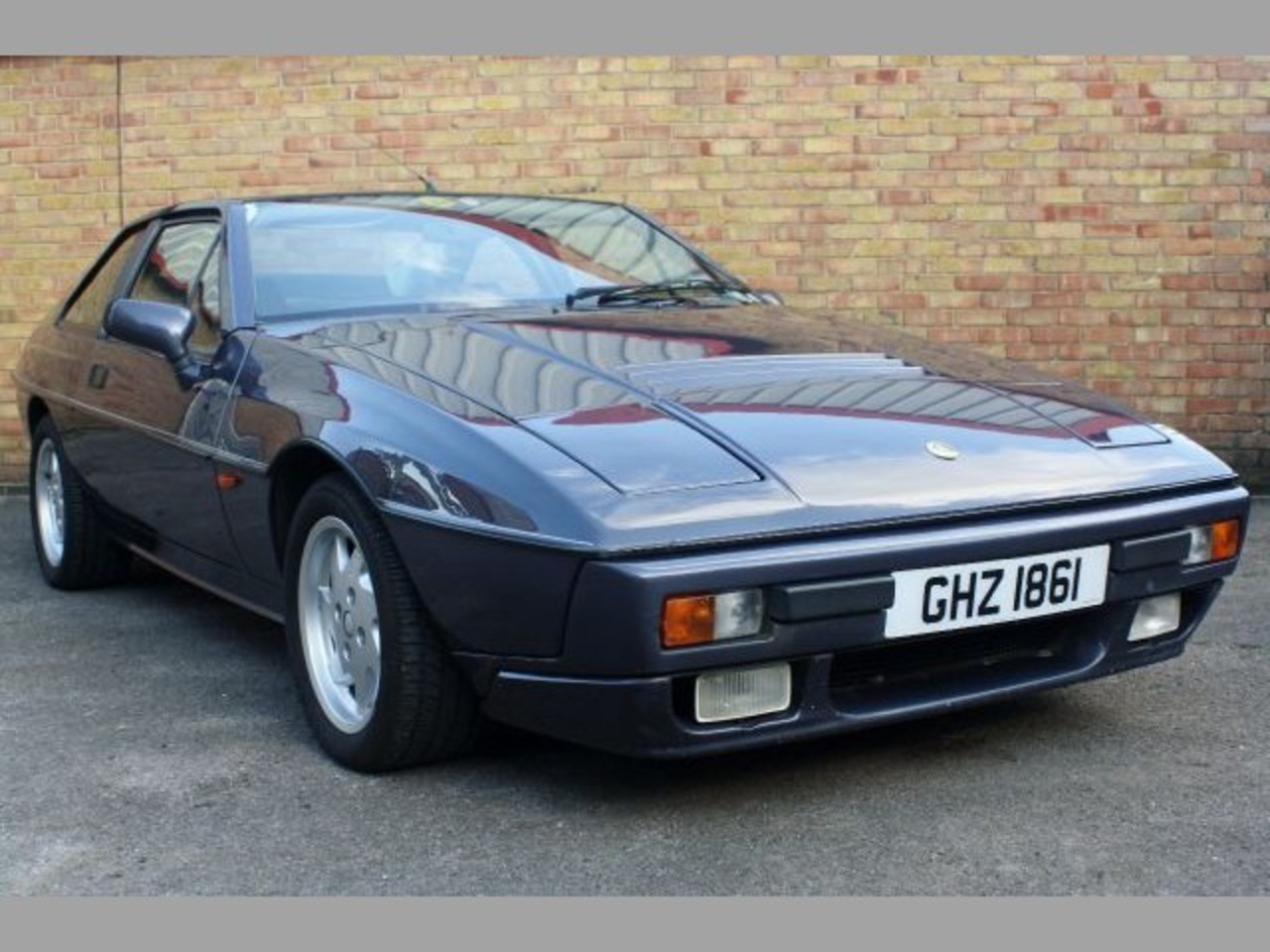 Lotus Excel 2 Door Saloon SE 2.2 Manual O/D for sale in Witham ...