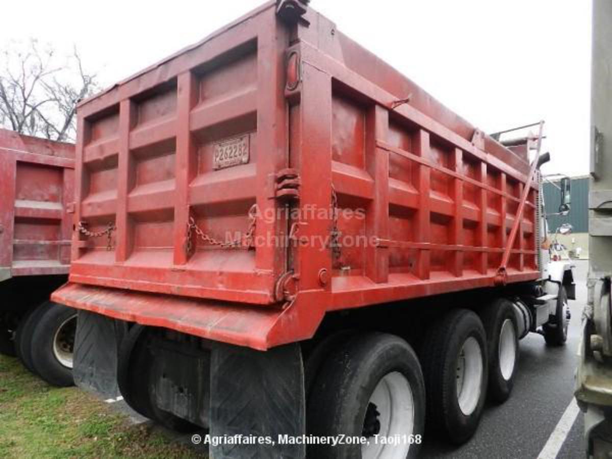 Truck Autocar AT64F of 2000, 19916 EUR for sale - MachineryZone