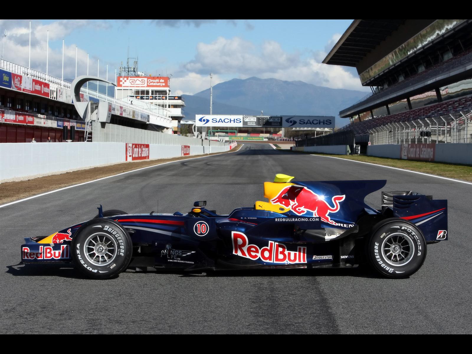 2008 Red Bull RB4 F1 Images. Photo: 2008-