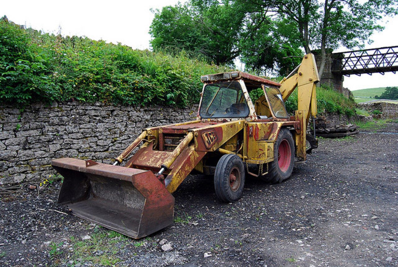 Old JCB 3C 's Resting - a gallery on Flickr