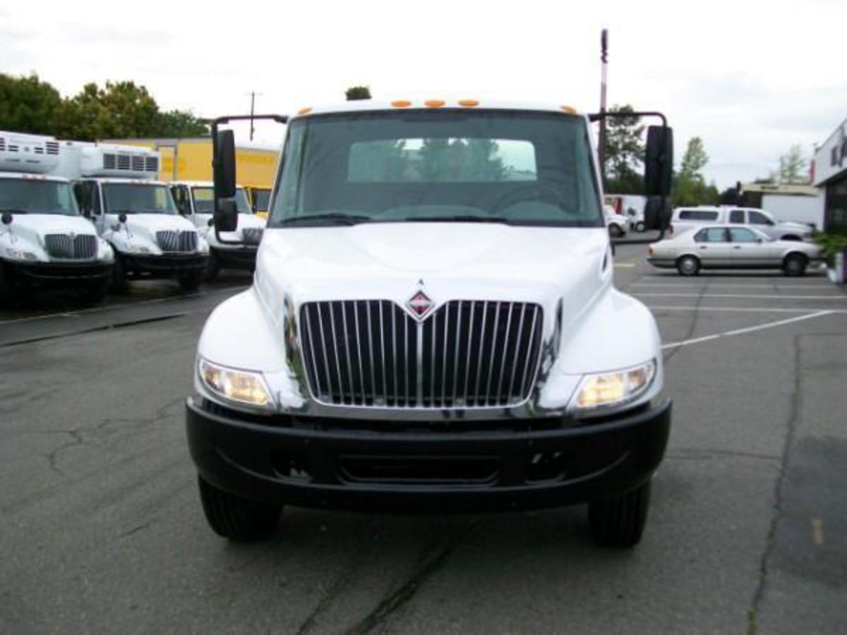 2005 Cab & Chassis INTERNATIONAL 4300 - Vancouver - Trucks ...