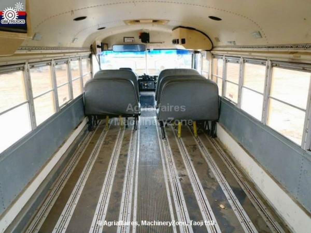 Coach Bus International 3800 of 1999 for sale at MachineryZone