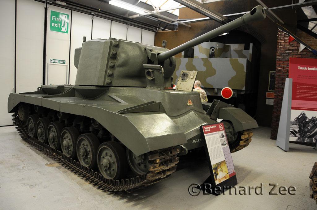 Vickers-Armstrong Cruiser Tank Mark IIA: Photo gallery, complete ...