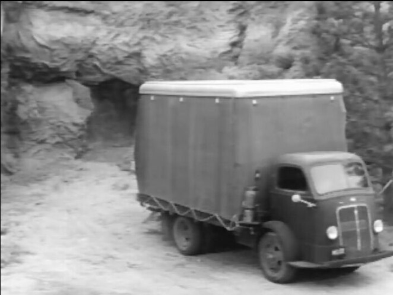 IMCDb.org: 1937 International Harvester D-300 in "Zombies of the ...