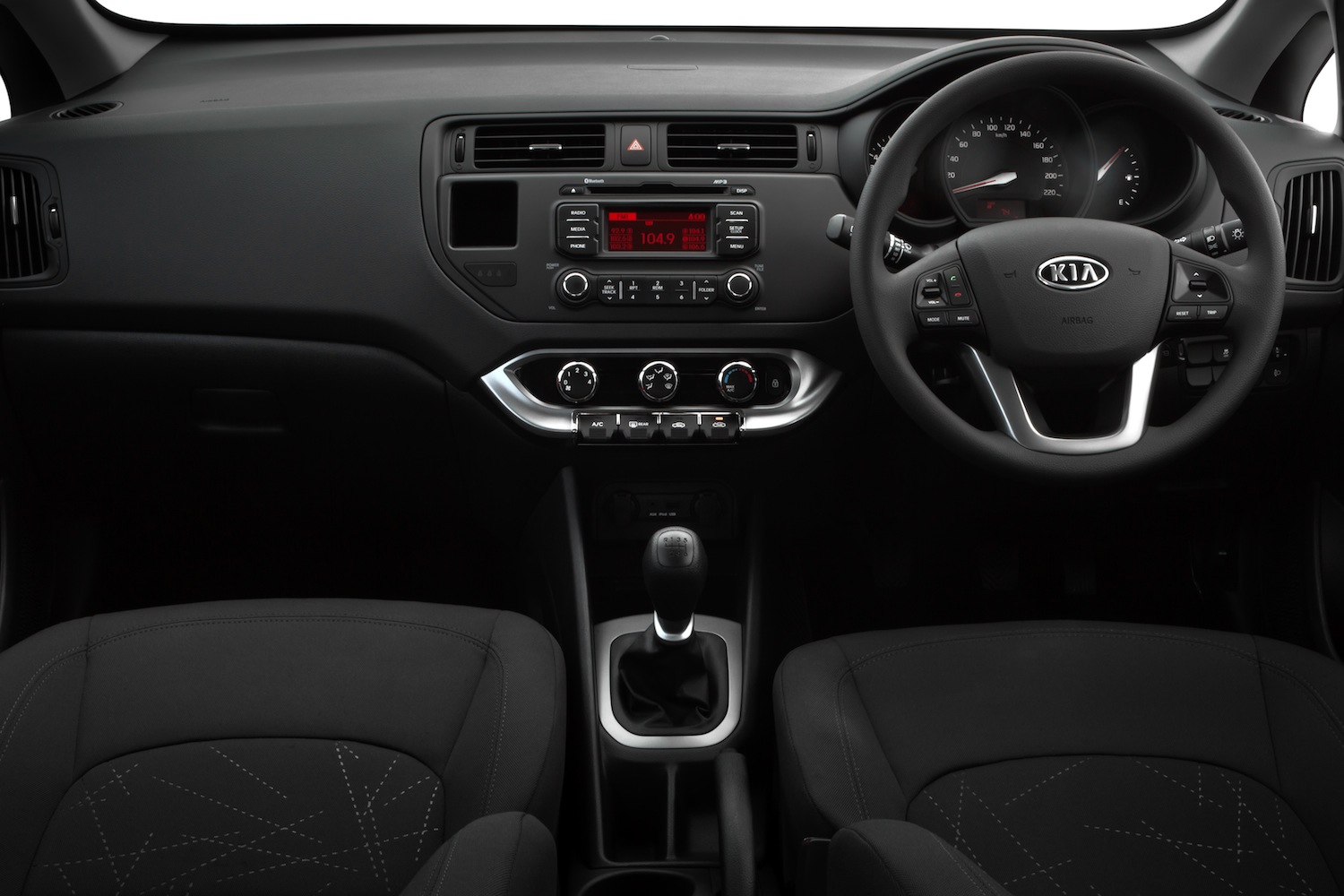 Kia Rio 3-door Hatch, Sedan Review - Photos (11/33) | CarAdvice