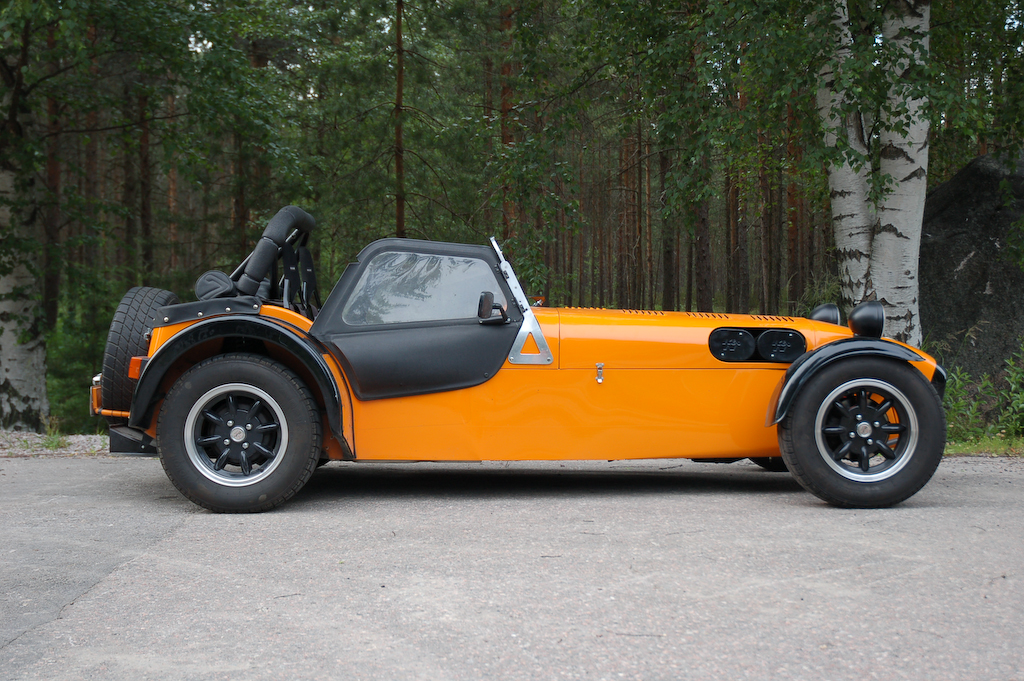 Caterham Supersprint: Photo gallery, complete information about ...