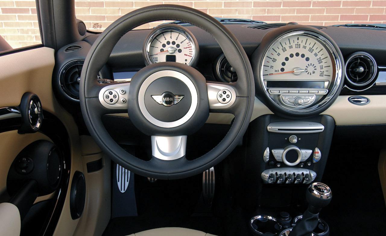 2008 Mini Cooper S Clubman interior photo