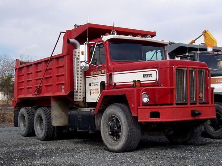 International Paystar 5000 Dump Truck