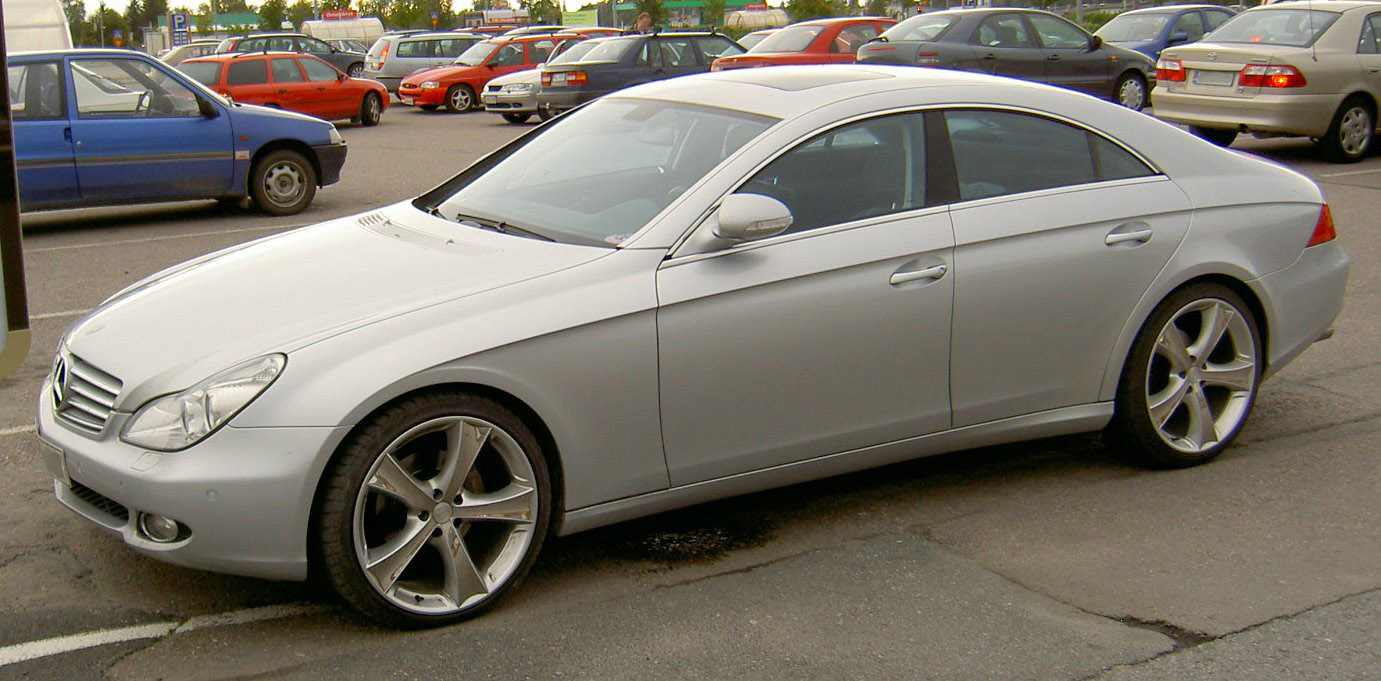 File:Mercedes-Benz CLS 320 CDI -1.jpg - Wikimedia Commons