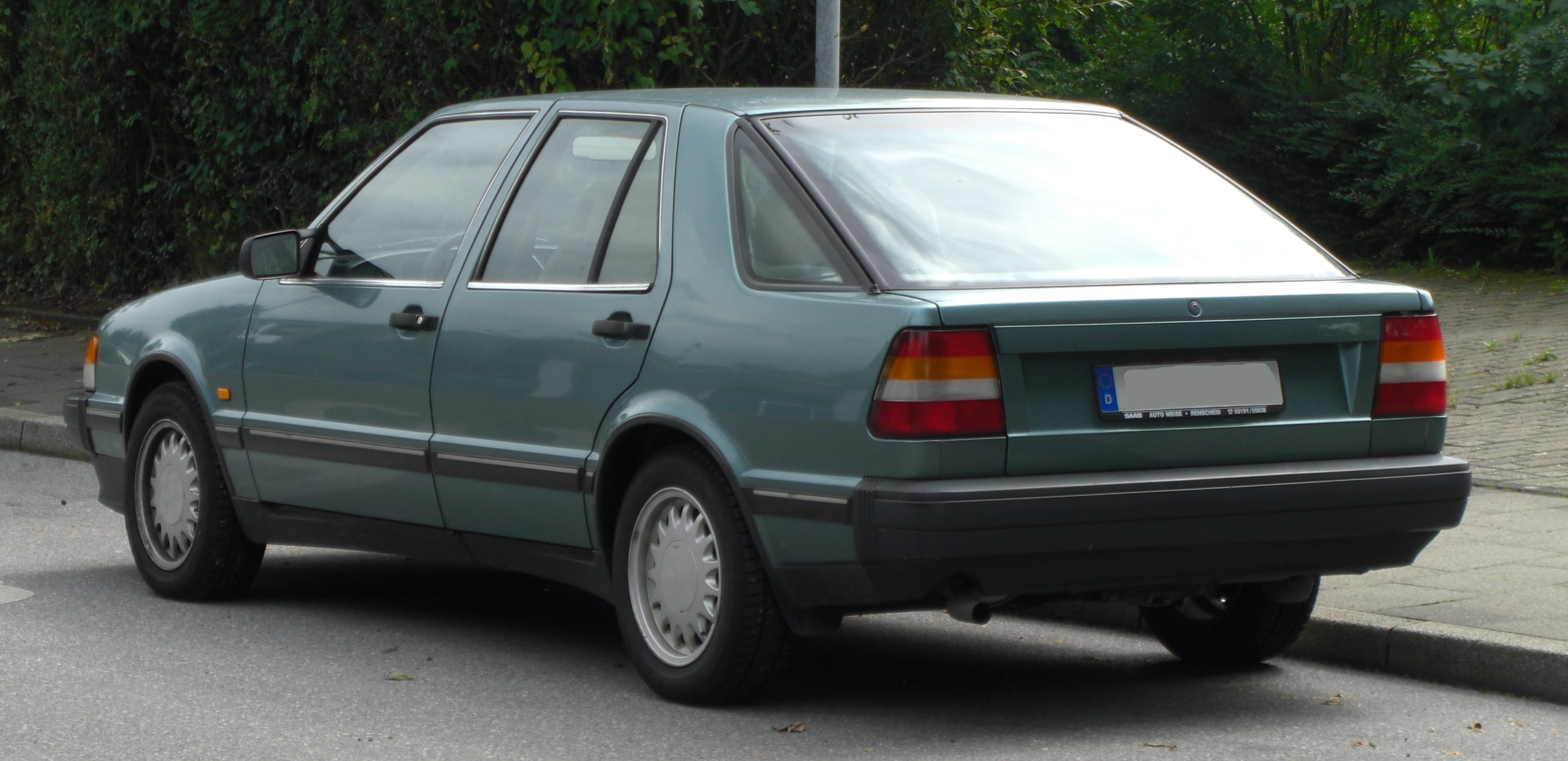 File:Saab 9000 rear.jpg - Wikimedia Commons