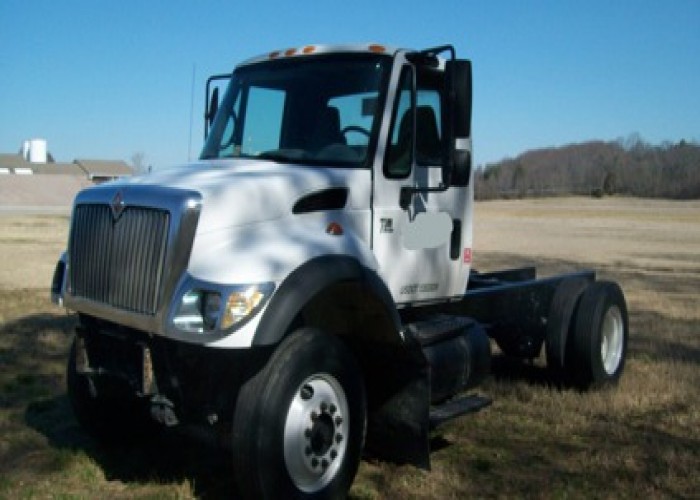 $28,000 2005 international 7300 cab chassis 71k miles for Sale in ...