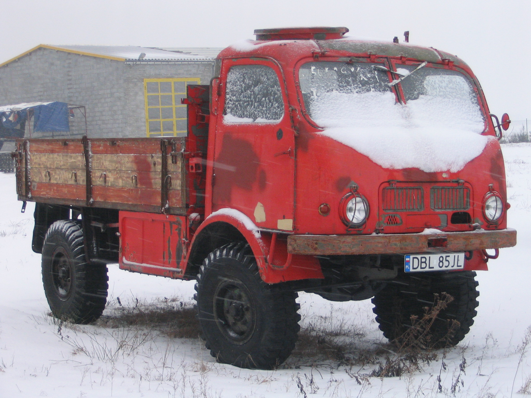 File:Tatra 805 Winter.jpg - Wikimedia Commons